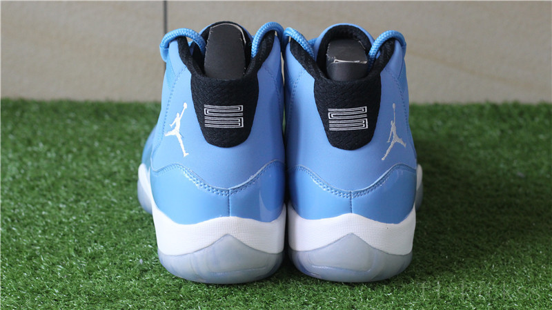 Air Jordan 11 Retro Pantone Blue